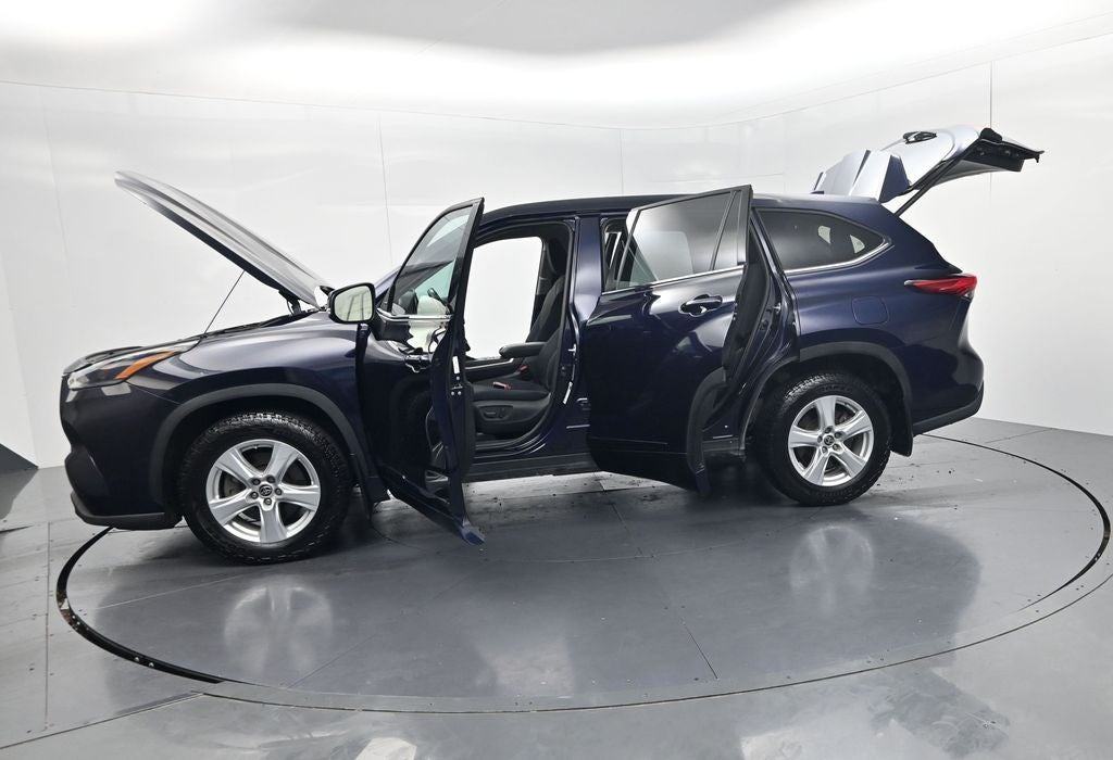 2021 Toyota Highlander LE