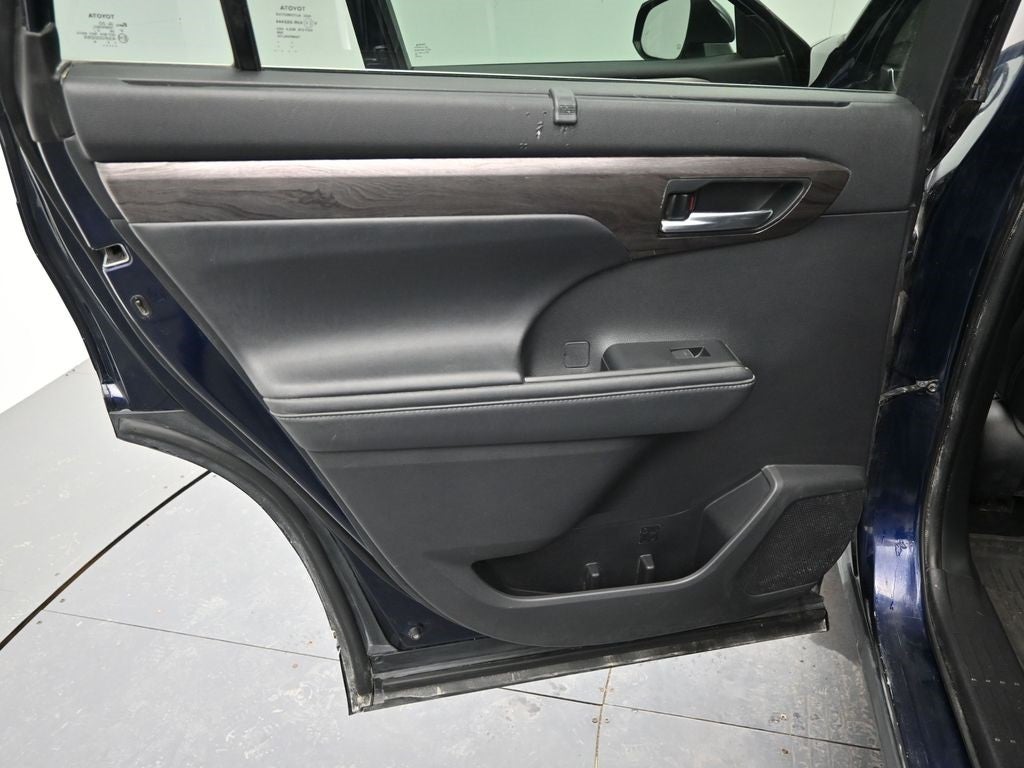 2021 Toyota Highlander Hybrid Limited