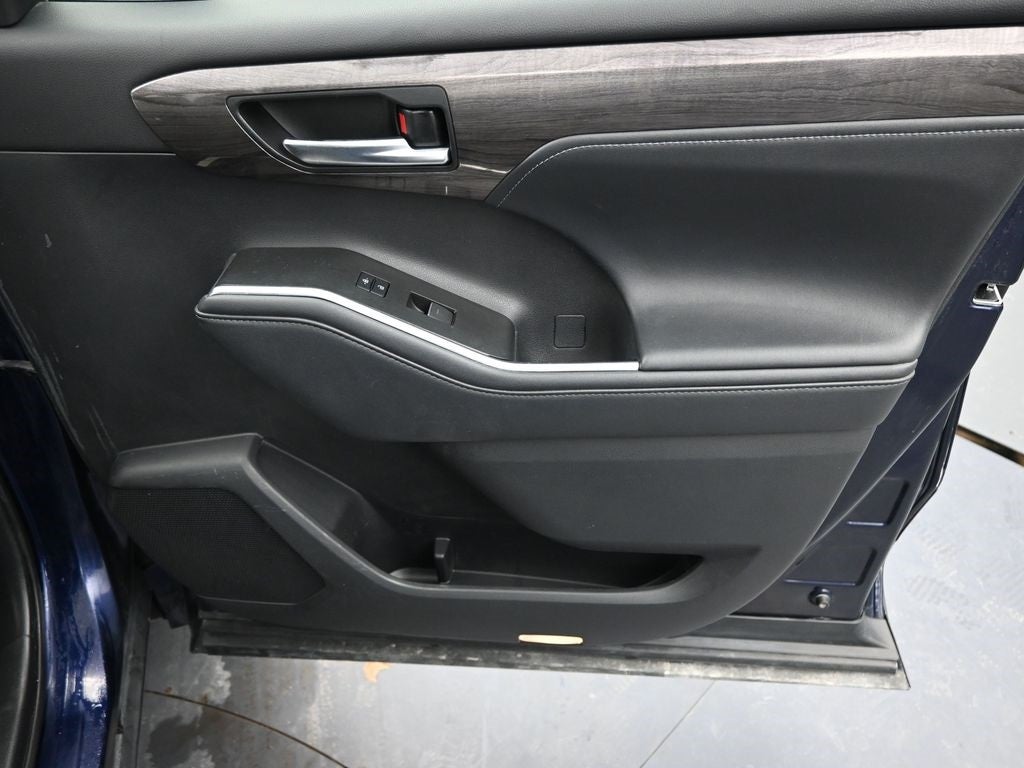 2021 Toyota Highlander Hybrid Limited