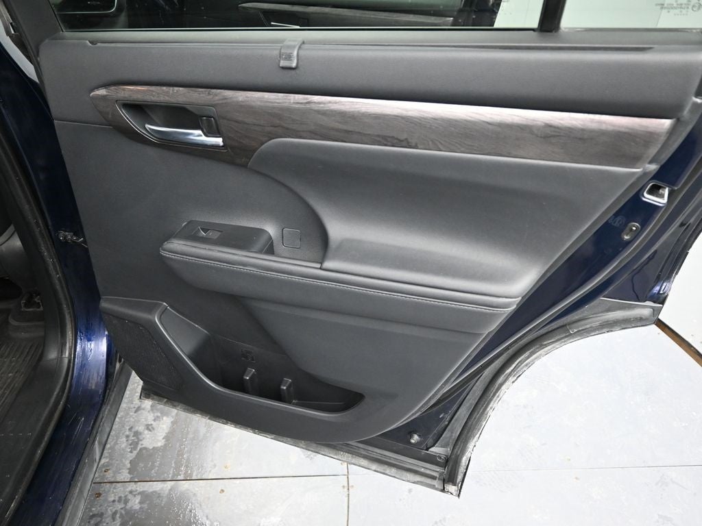 2021 Toyota Highlander Hybrid Limited