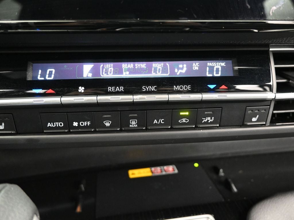 2025 Toyota Sienna XSE 7 Passenger