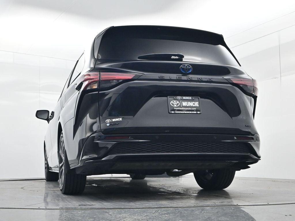 2025 Toyota Sienna XSE 7 Passenger