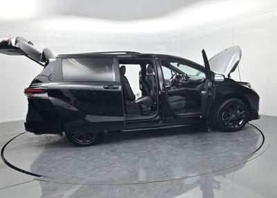 2025 Toyota Sienna XSE 7 Passenger