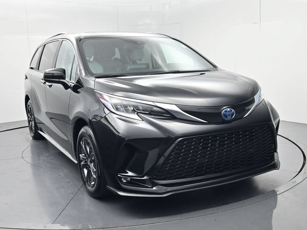 2024 Toyota Sienna XSE 7 Passenger