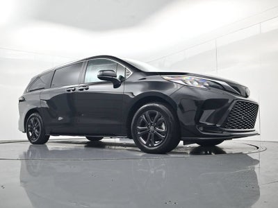 2024 Toyota Sienna XSE 7 Passenger