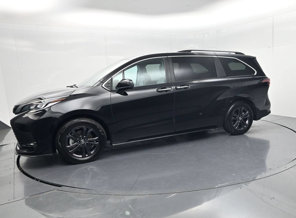 2024 Toyota Sienna XSE 7 Passenger