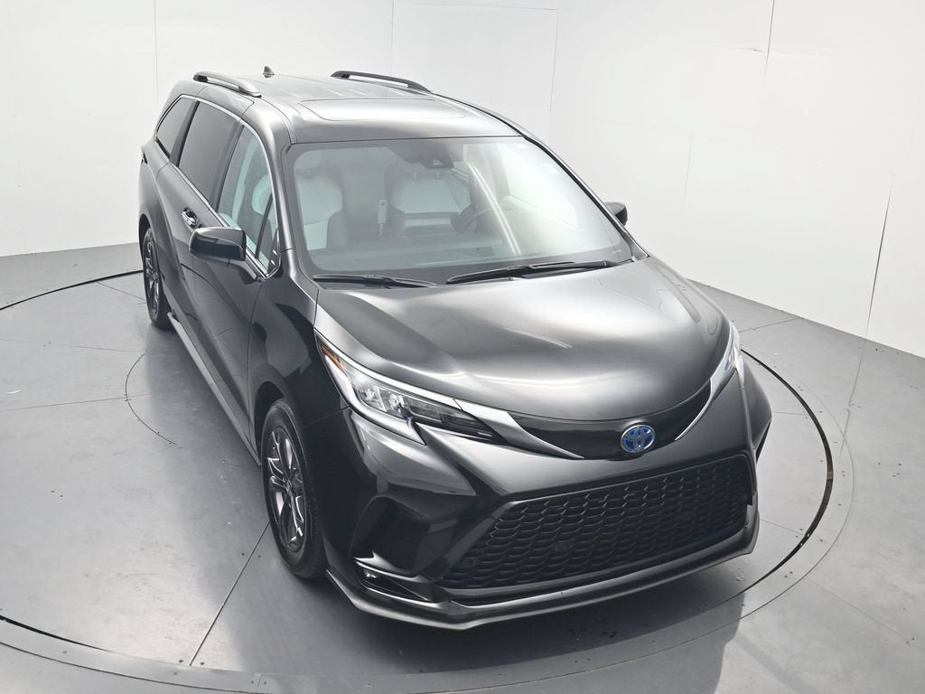 2024 Toyota Sienna XSE 7 Passenger