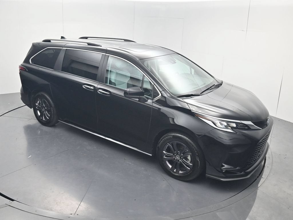2024 Toyota Sienna XSE 7 Passenger