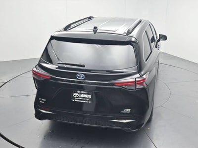 2024 Toyota Sienna XSE 7 Passenger