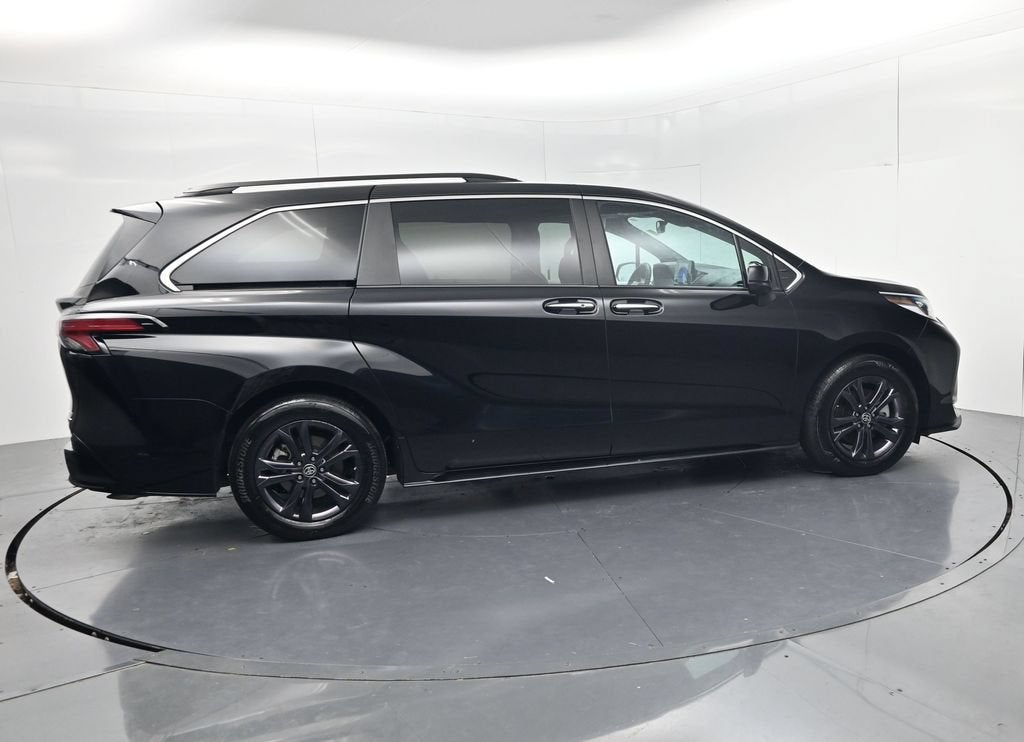 2024 Toyota Sienna XSE 7 Passenger