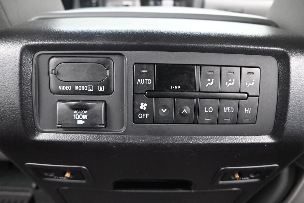 2017 Toyota Sequoia Platinum