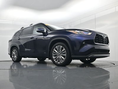 2022 Toyota Highlander Hybrid Platinum