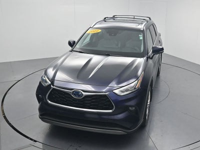 2022 Toyota Highlander Hybrid Platinum