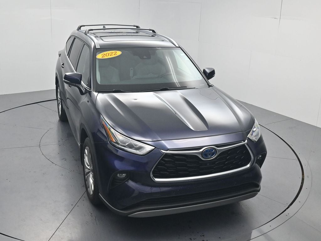 2022 Toyota Highlander Hybrid Platinum