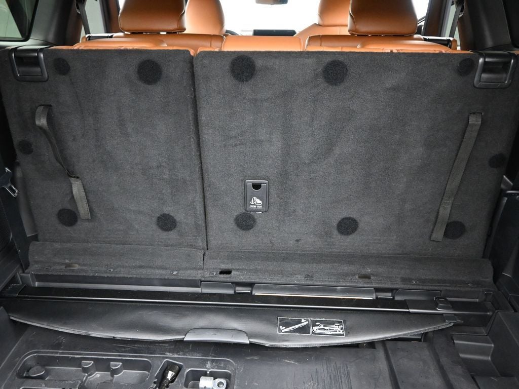 2022 Toyota Highlander Hybrid Platinum