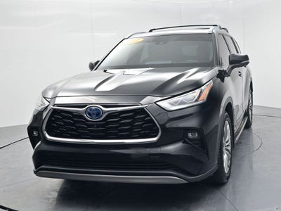 2022 Toyota Highlander Hybrid Platinum