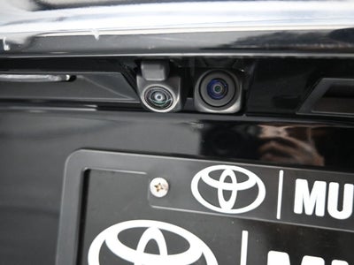 2022 Toyota Highlander Hybrid Platinum