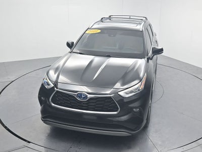 2022 Toyota Highlander Hybrid Platinum