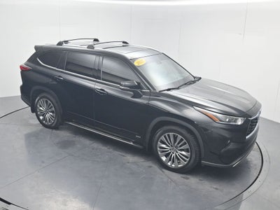 2022 Toyota Highlander Hybrid Platinum