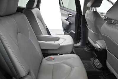 2020 Toyota Highlander Platinum