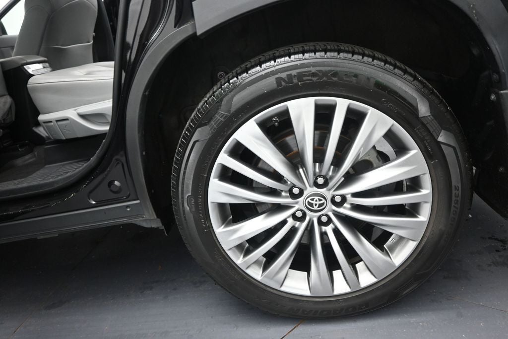 2020 Toyota Highlander Platinum