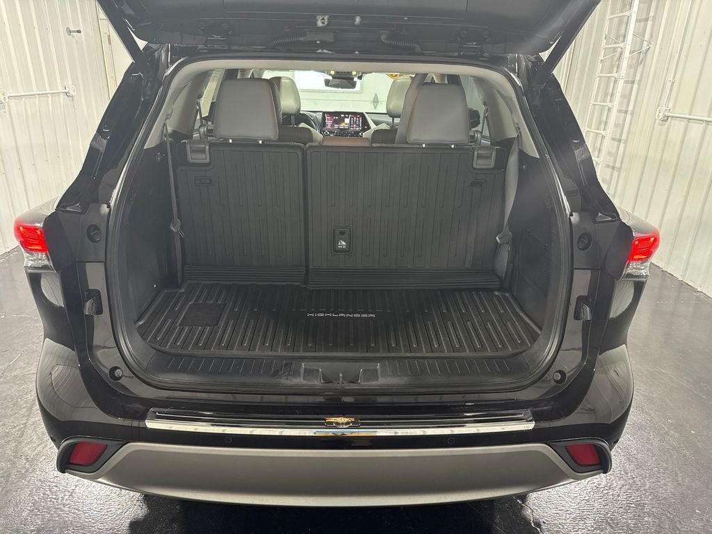 2020 Toyota Highlander Platinum