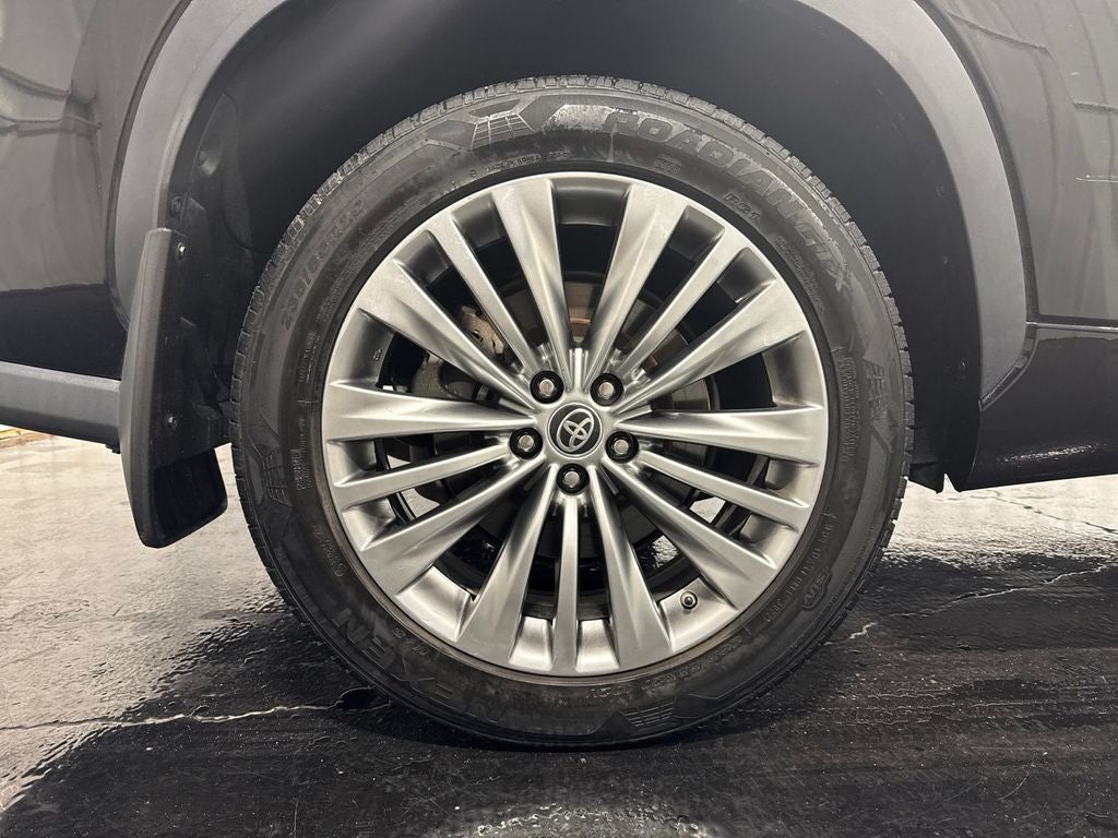 2020 Toyota Highlander Platinum