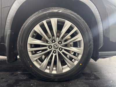 2020 Toyota Highlander Platinum