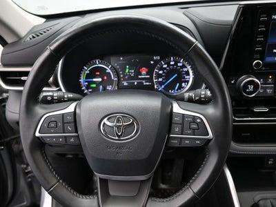 2022 Toyota Highlander Hybrid XLE