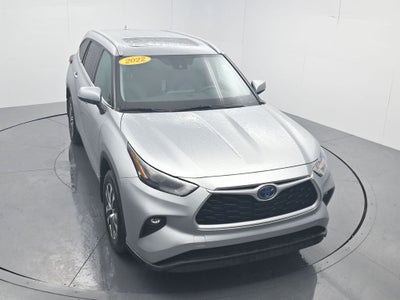 2022 Toyota Highlander Hybrid XLE