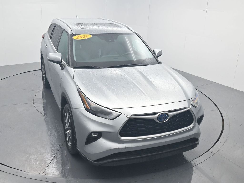 2022 Toyota Highlander Hybrid XLE