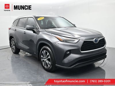 2022 Toyota Highlander Hybrid XLE