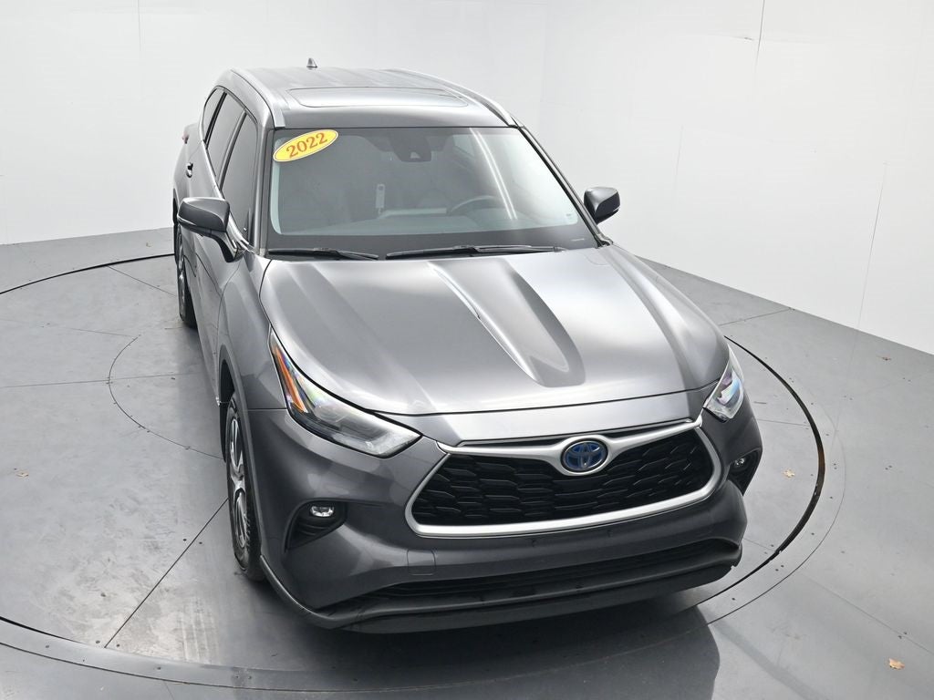 2022 Toyota Highlander Hybrid XLE