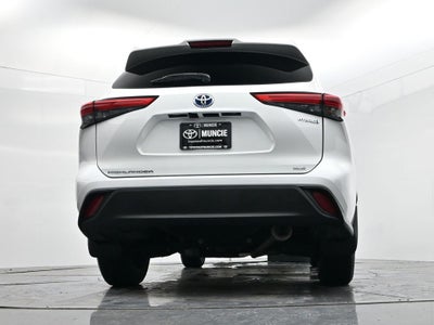 2022 Toyota Highlander Hybrid XLE