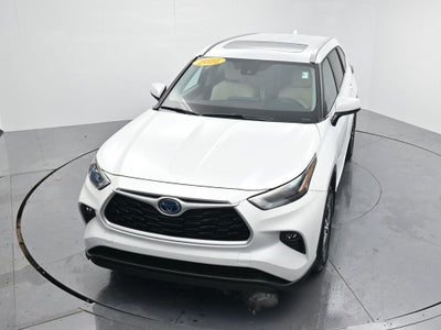 2022 Toyota Highlander Hybrid XLE