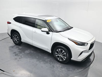 2022 Toyota Highlander Hybrid XLE