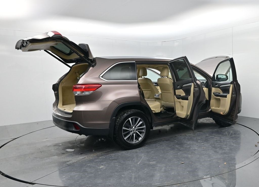 2017 Toyota Highlander XLE