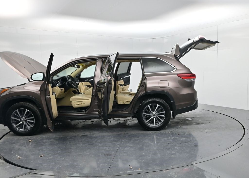 2017 Toyota Highlander XLE