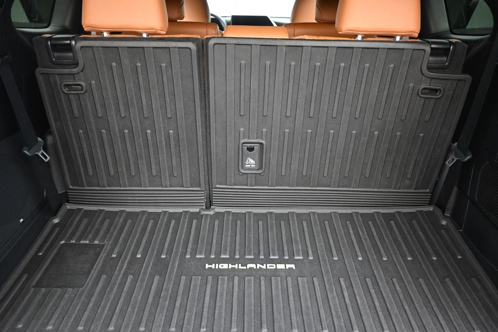 2024 Toyota Highlander Platinum