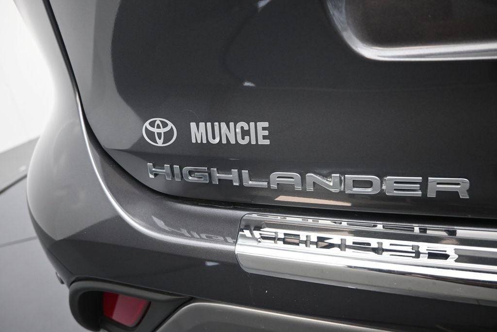 2024 Toyota Highlander Platinum