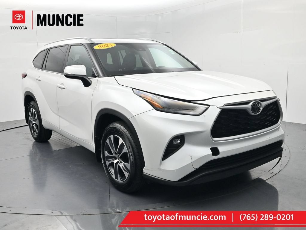 2024 Toyota Highlander XLE