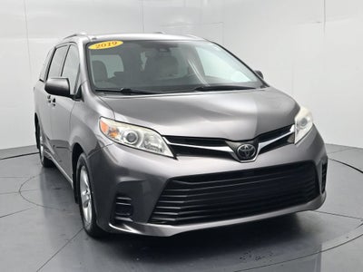 2019 Toyota Sienna LE 8 Passenger