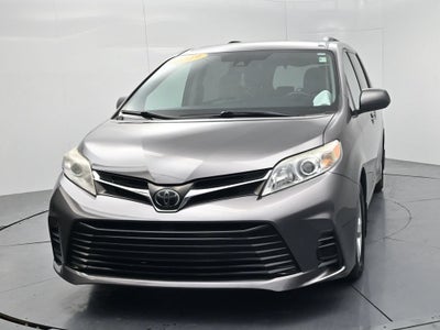 2019 Toyota Sienna LE 8 Passenger