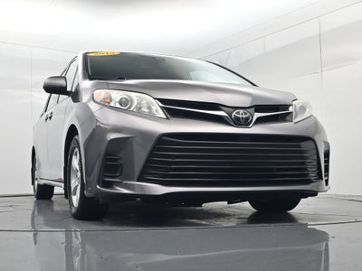 2019 Toyota Sienna LE 8 Passenger