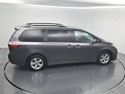 2019 Toyota Sienna LE 8 Passenger