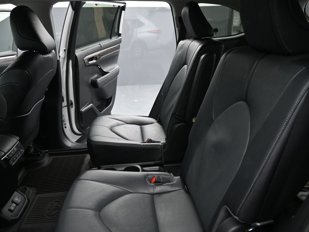 2023 Toyota Highlander Hybrid Limited