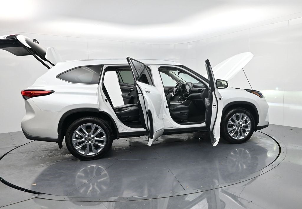 2023 Toyota Highlander Hybrid Limited