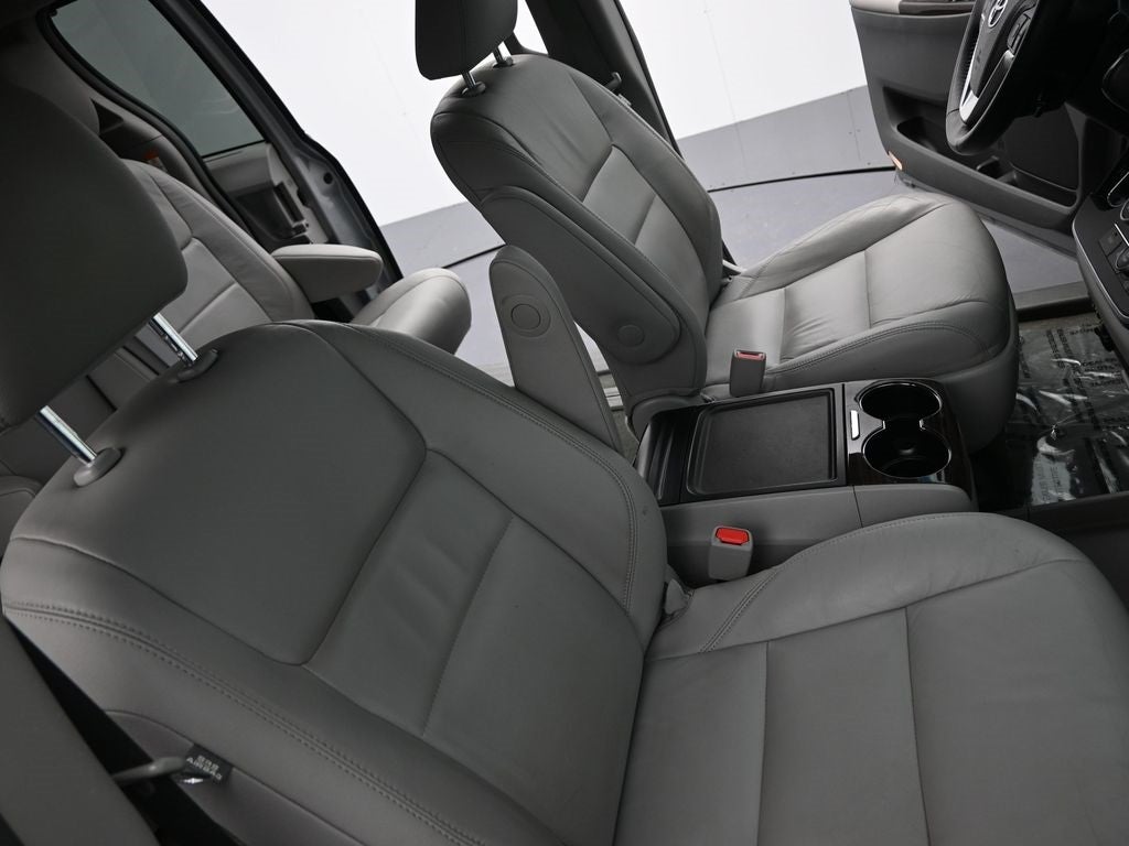 2015 Toyota Sienna XLE 7 Passenger