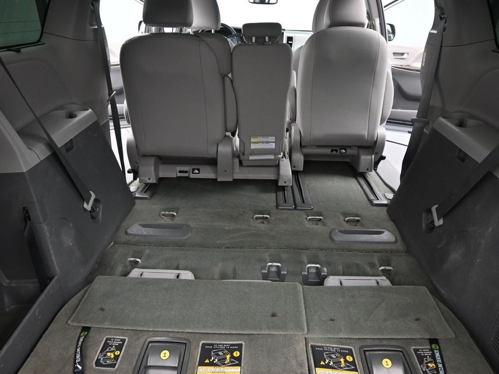 2015 Toyota Sienna XLE 7 Passenger