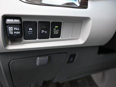 2015 Toyota Sienna XLE 7 Passenger